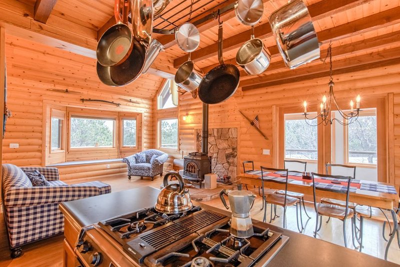 Charm Meets Convenience: The Art of Hassle-Free Stays in El Paso County,&nbsp;Colorado